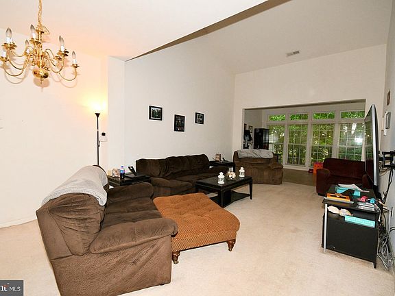 4th image of 36 Beach Plum Dr #44