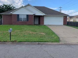 1810 Angeline Dr, Conway, AR 72032