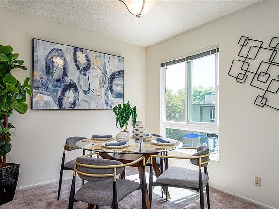 3rd image of 833 N Humboldt St APT 208