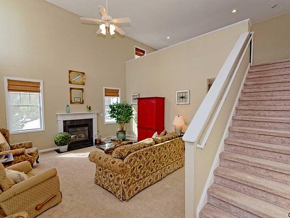 3rd image of 3 C Applewood Dr