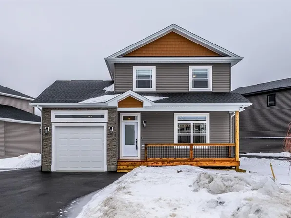 27 Lakewynds Drive, Paradise, NL A1L4G1