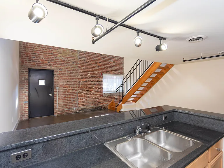 Cornish Brewery Apartments — Photo 51