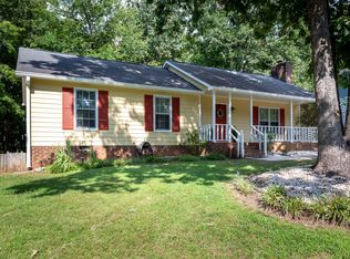 110 Hawks Nest Ct, Cary, NC 27513