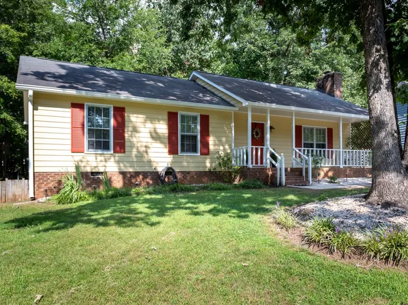 110 Hawks Nest Ct, Cary, NC 27513