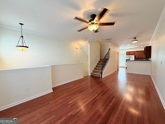3rd image of 3051 Liberty Way NW