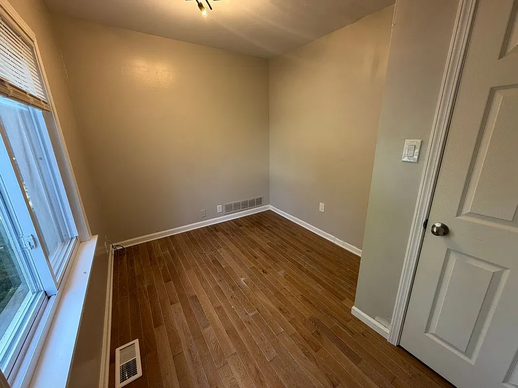 1 bed, 1.0 bath, 804 sqft, $1,500 — Photo 2