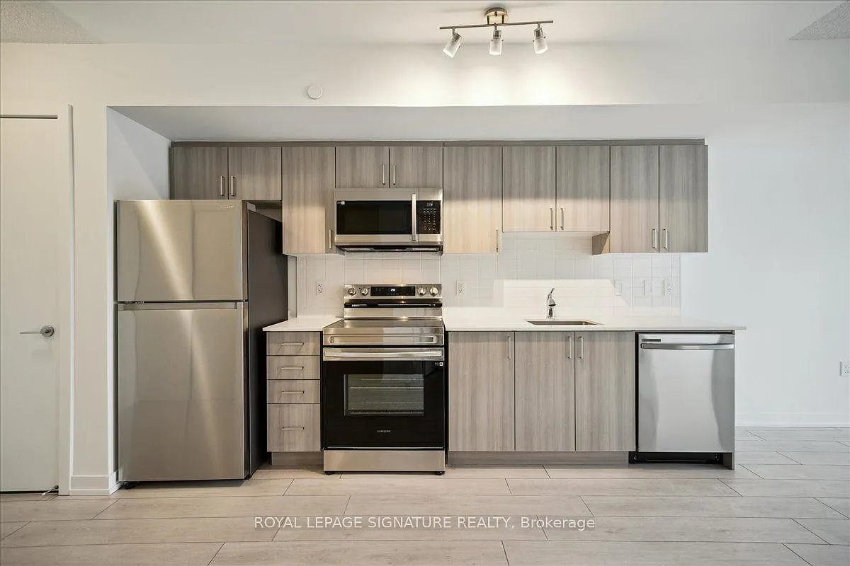 2 bed, $1,995 — Photo 3