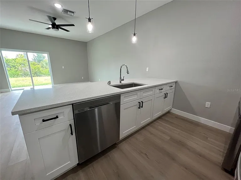 12128 Henley Ave — Photo 4