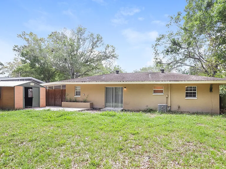 908 N Palm Dr — Photo 19