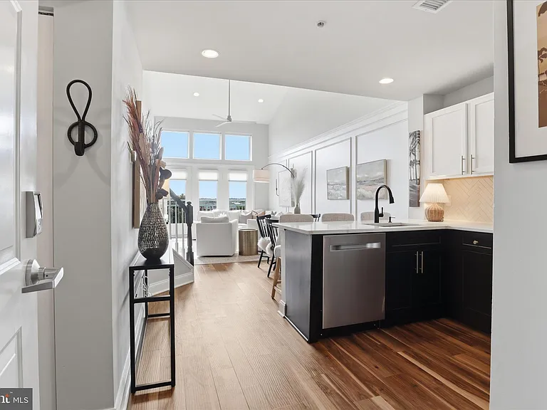 12000 Market St #488 — Photo 4