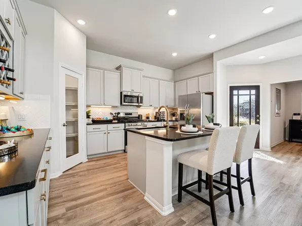 Mansfield Plan, Bluestem Heritage Collection
