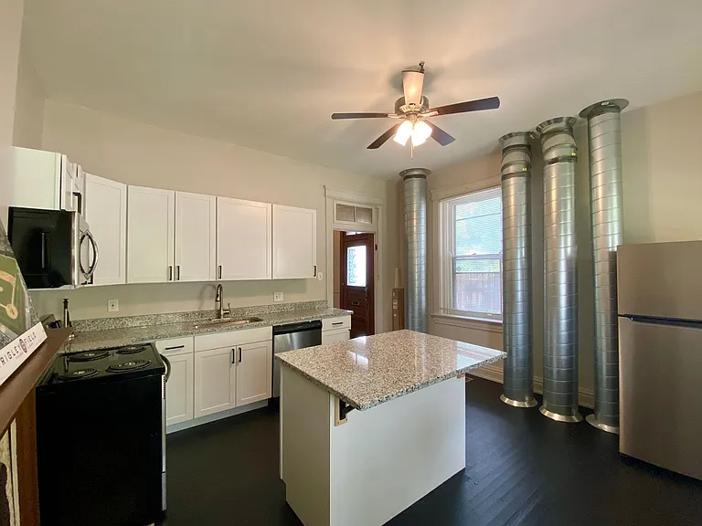 146 Parker St — Photo 10