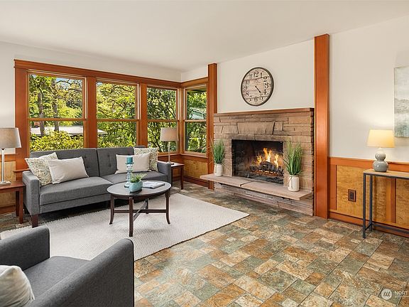 4th image of 18741 60th Avenue NE