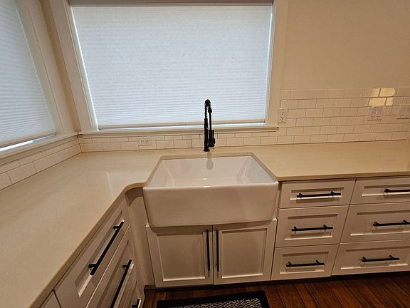 5th image of 2803 9th St NW