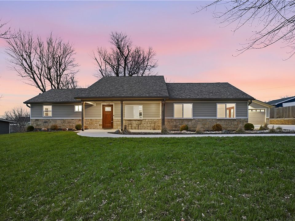 1st image of 4124 Rosehill Dr