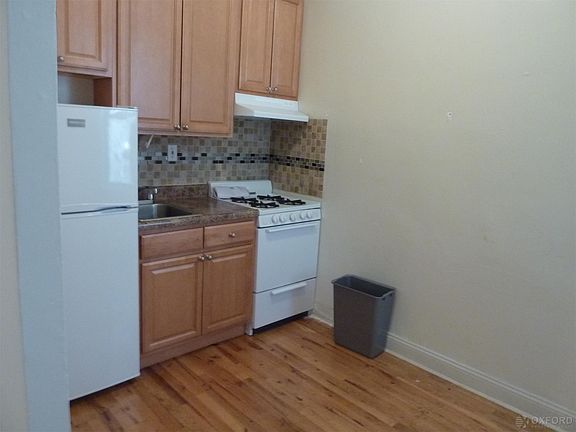 3rd image of 373 Ocean Ave APT C5