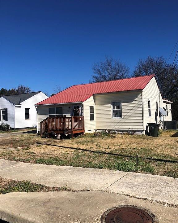 1st image of 10 Juanita Dr