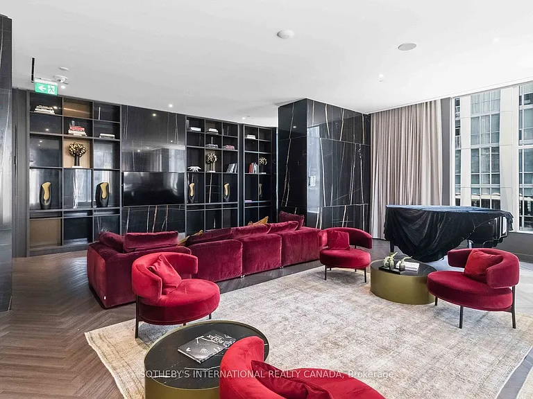 11 Yorkville Ave #5010 — Photo 15