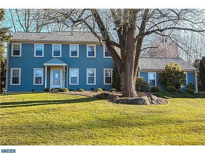 1001 Gwilym Cir photo 1