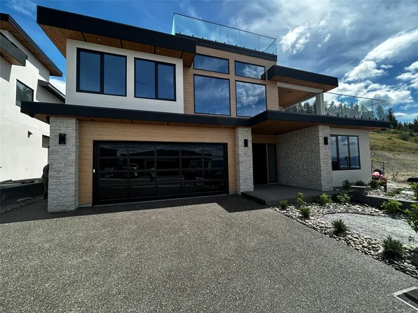 245 Turnberry St, Kelowna, BC V1P 0B1