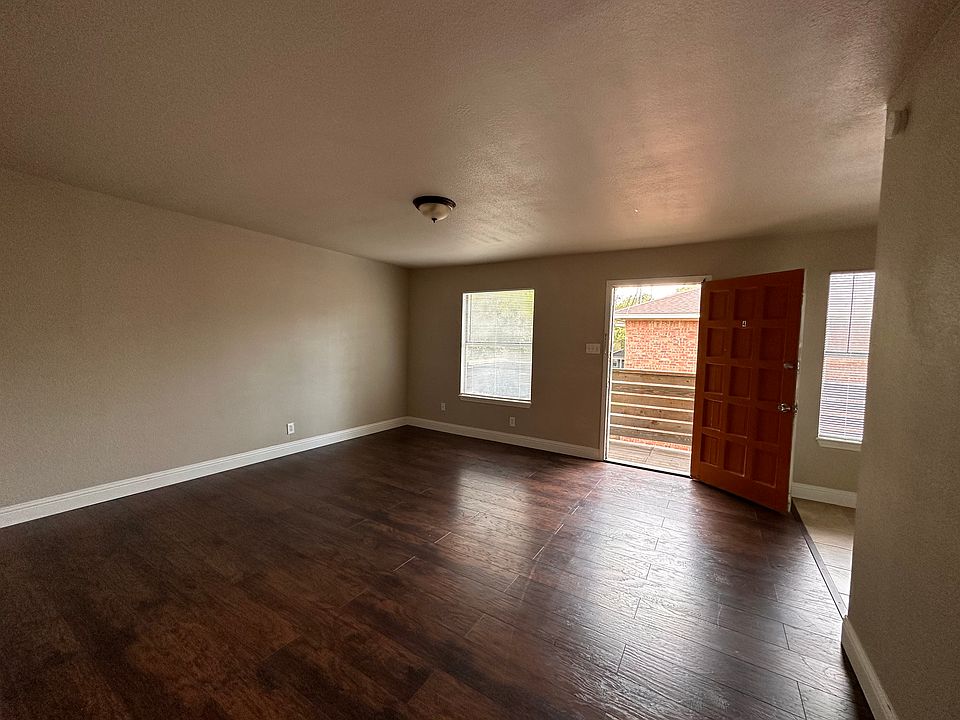 1st image of 1415 Margie St APT 2