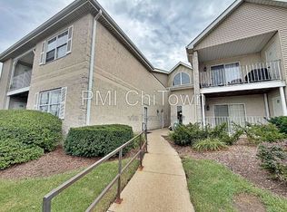 794 N Gary Ave Unit 102, Carol Stream, IL 60188