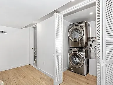 10 Harrison Ave — Photo 36