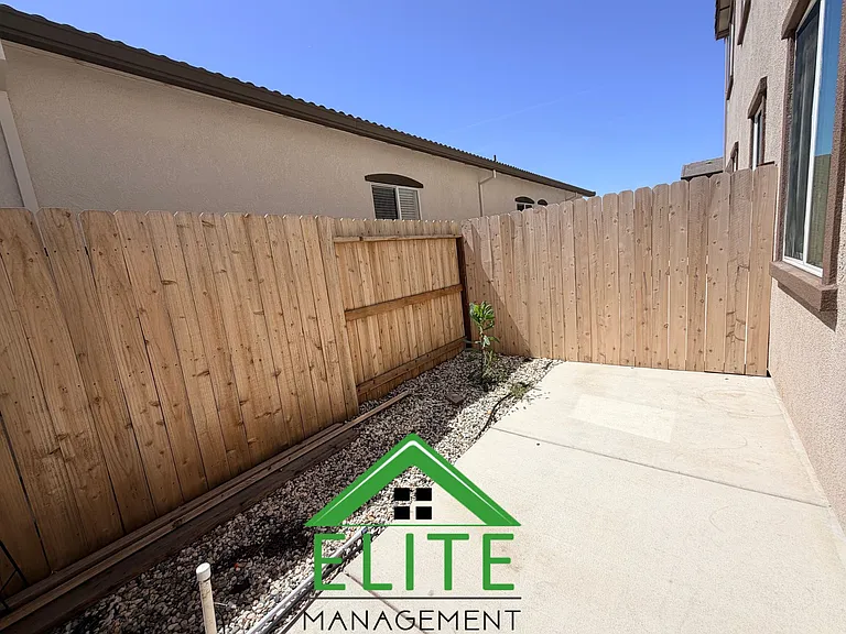 12765 Toucan Cir #2 — Photo 7