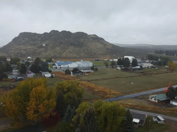500 Somerville St, Jordan Valley, OR 97910