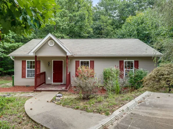 36 Rocking Porch Ln, Asheville, NC 28805