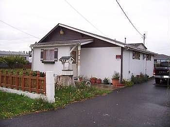 1st image of 210 10th Ave N