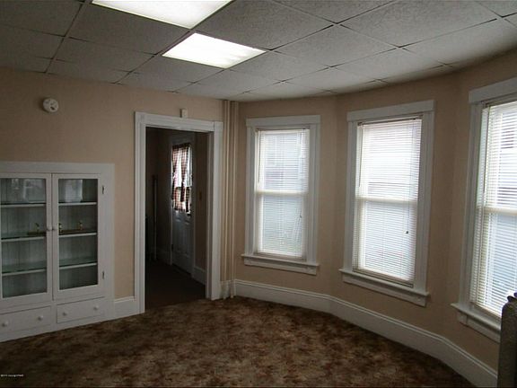 3rd image of 440 N Courtland St #440