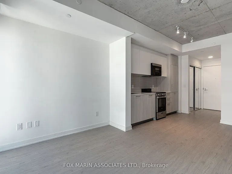 65 Mutual St #2707 — Photo 7