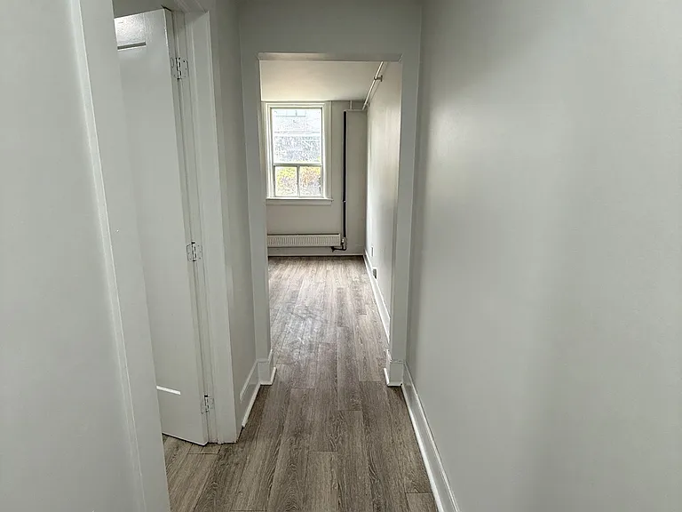 915 Saint Clair Ave W #2 — Photo 6