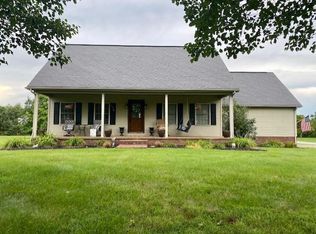 1030 Stringer Rd, Sacramento, KY 42372