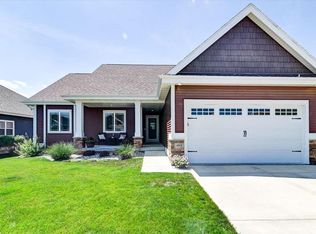 1015 Limerick Ln, Waunakee, WI 53597
