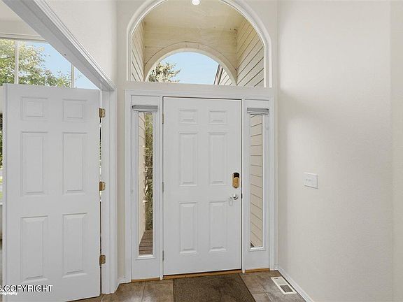 4th image of 10643 Brigantine Cir