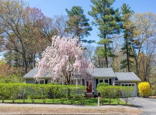 1071 Washington St, Walpole, MA 02081