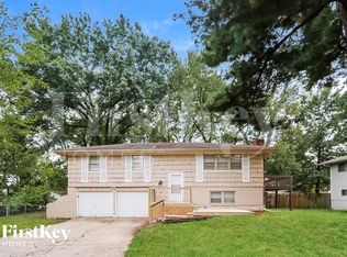 1008 NW A St, Blue Springs, MO 64015