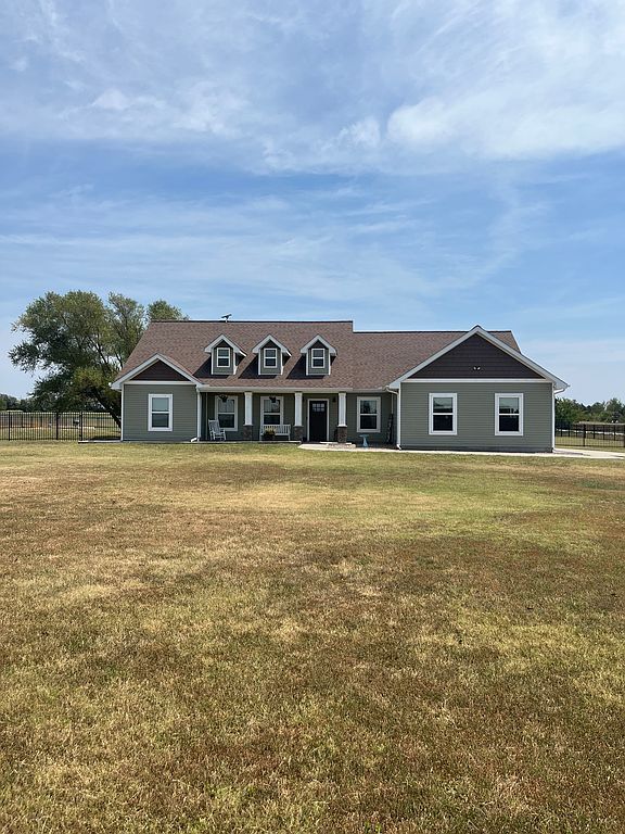 11034 Kamoe Ln - Property Image