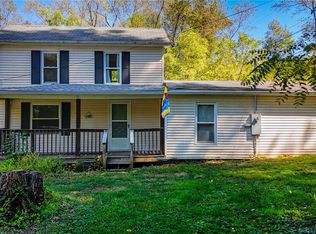 3190 Sandhill Rd, Marietta, OH 45750