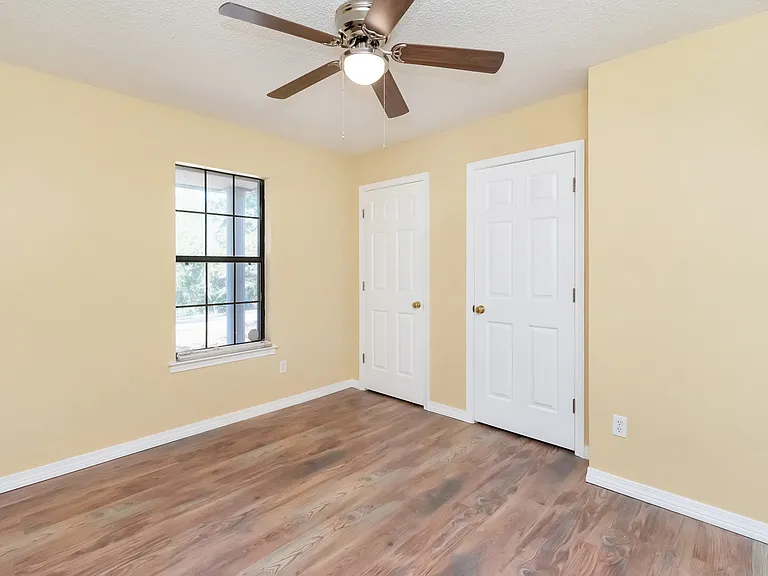 3057 Brookline Dr W — Photo 27