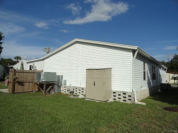 5th image of 835 Egret Ln