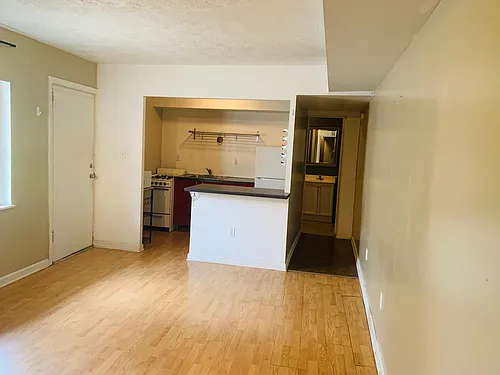 57 Barry St #3 Photo 1