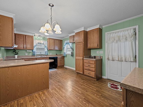 4th image of 1416 Beauty Ave