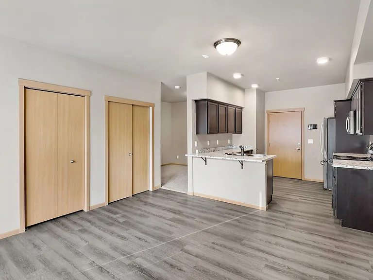 Tremezzo Apartments — Photo 9