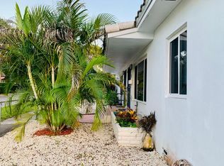 2-2 NE 45th St, Miami, FL 33137