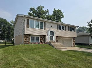 641 205th Pl, Dyer, IN 46311