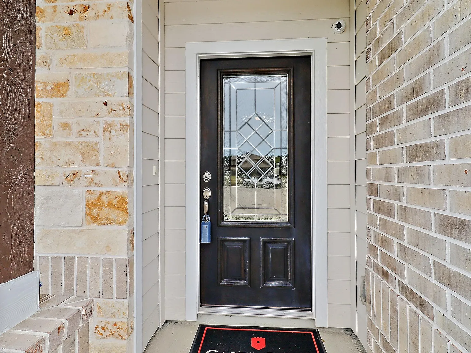 4 bed, 3.5 bath, 2865 sqft, $2,600 — Photo 3