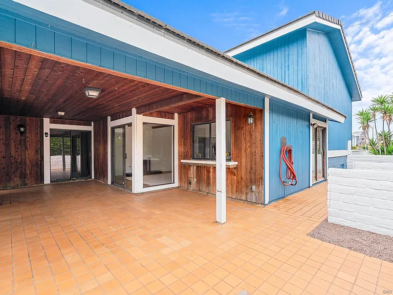 2435 Camino Del Mar — Photo 29